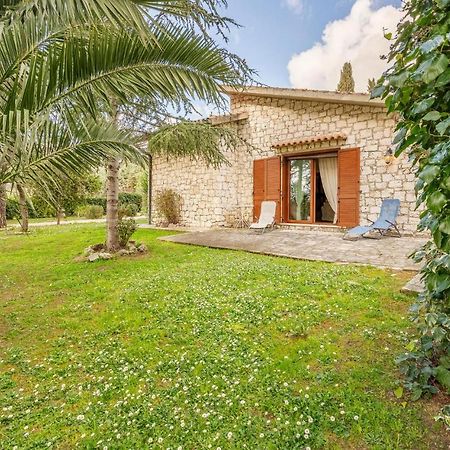 Amazing Home In Saturnia With Wifi ภายนอก รูปภาพ