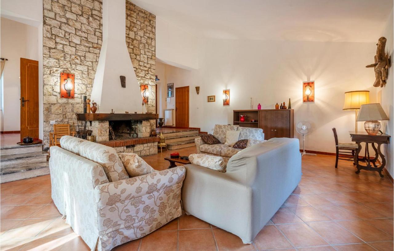 Amazing Home In Saturnia With Wifi ภายนอก รูปภาพ